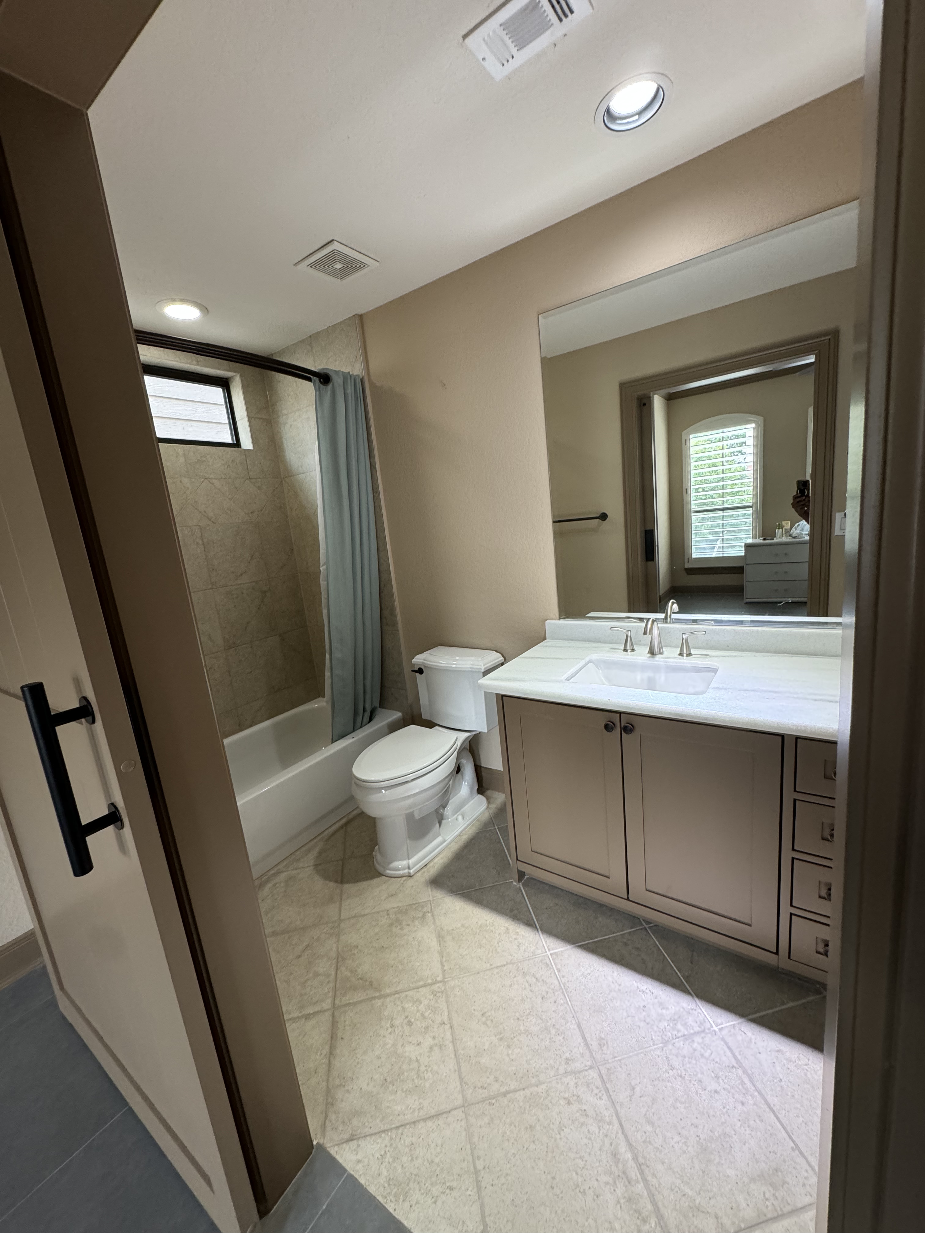 Secondary Bathroom Remodel